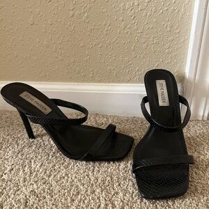 Steve Madden sandals